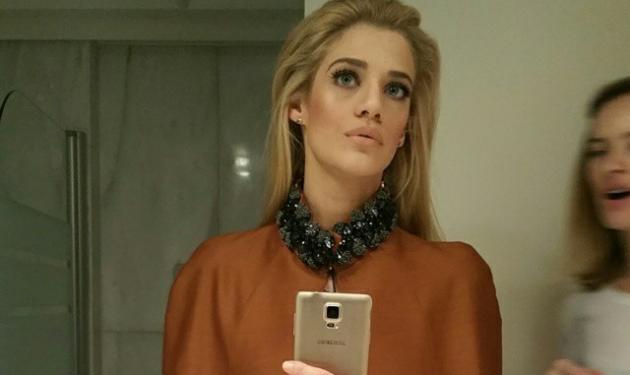 Τζένη Θεωνά: Η no make up selfie αγκαλιά με την… Sushi!