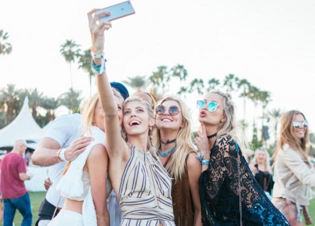 Tα celebrity instagrams που αποδεικνύουν ότι το Coachella είναι ένα event μόδας!