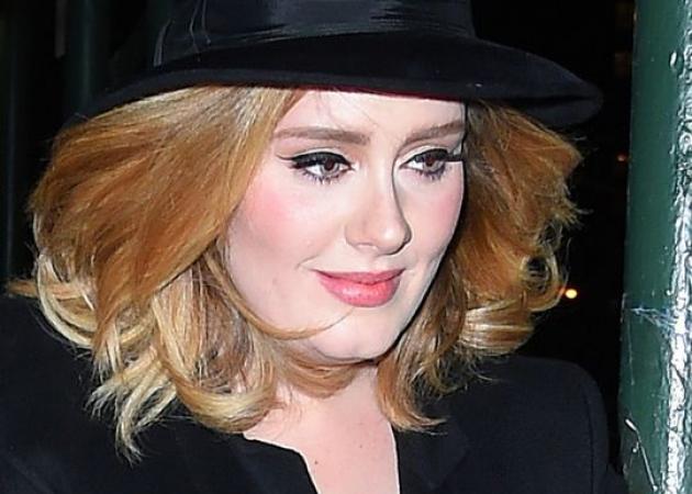 Η κακή beauty συνήθεια της Adele! Προσοχή! Μπορεί να το κάνεις κι εσύ!
