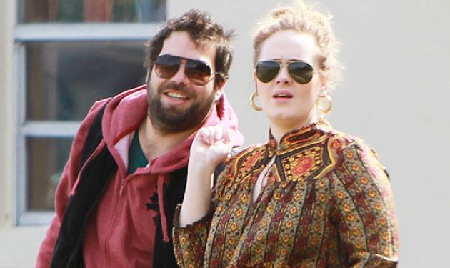Adele: Θα παντρευτεί μυστικά με τον σύντροφό της Simon Konecki;