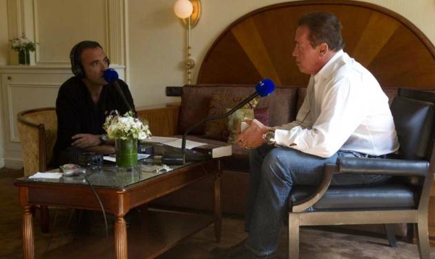 Η εξομολόγηση του A. Schwarzenegger στον Ν. Αλιάγα: “Ο πατέρας μου με χτυπούσε”
