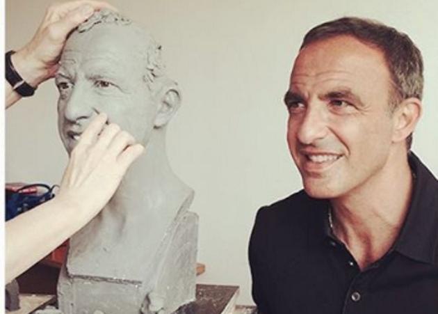 O Nίκος Αλιάγας έγινε άγαλμα σε μουσείου του Παρισιού! Φωτογραφίες