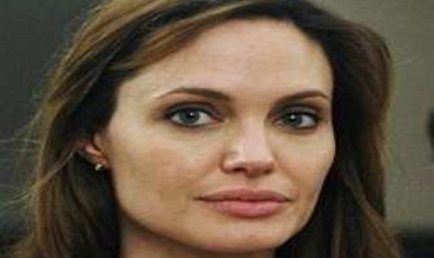 Μήπως έχει αδυνατίσει υπερβολικά η Angelina;