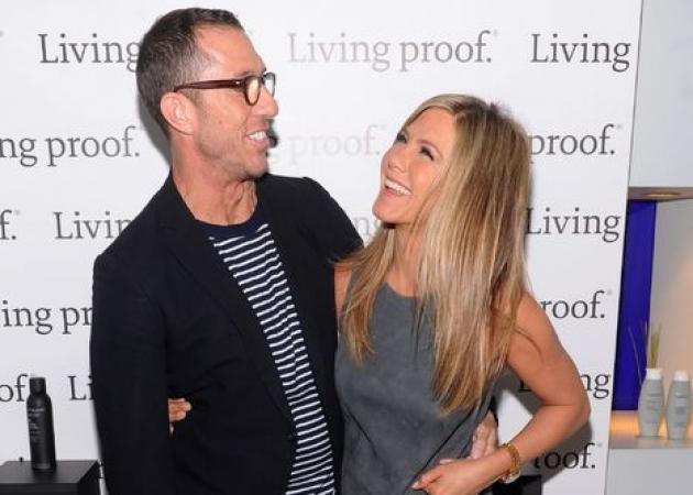 Ο κομμωτής της Jennifer Aniston είπε ότι ήταν “φτιαγμένος” όταν της έκανε το Rachel cut!