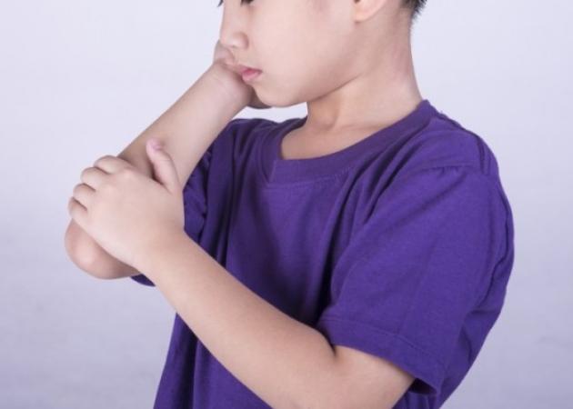 Ρευματοειδής αρθρίτιδα στα παιδιά: Τι είναι η νόσος Still – Αίτια και Συμπτώματα