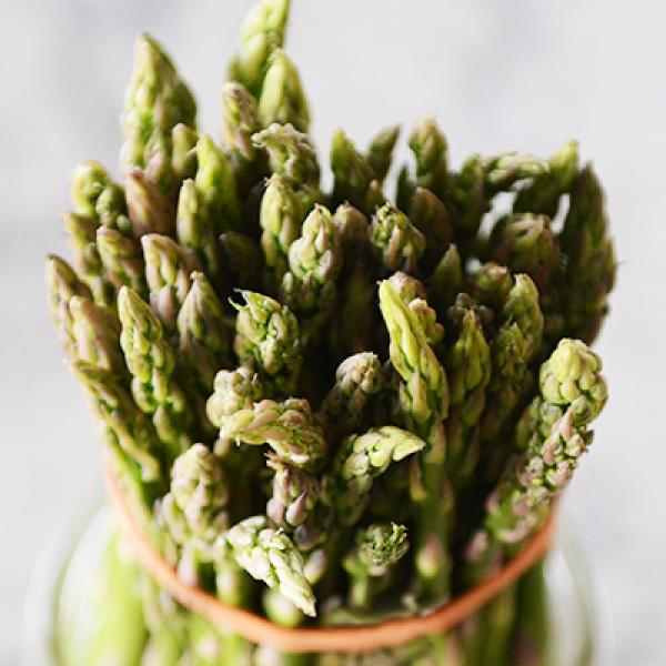 Πώς να κρατήσεις τα σπαράγγια σου φρέσκα