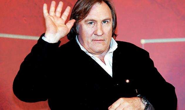 Ο G. Depardieu «επιστρέφει» το γαλλικό του διαβατήριο, θιγμένος από τον Πρωθυπουργό!