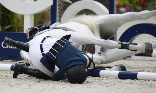 Aθηνά Ωνάση: Είχε σοβαρή πτώση με το άλογο σε αγώνες Ιππασίας! Φωτογραφίες