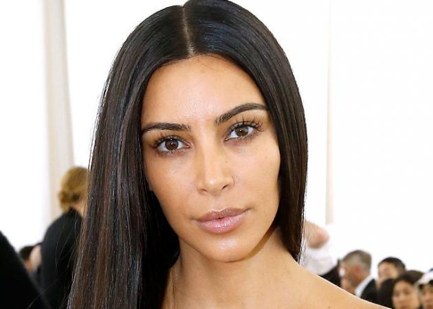 Μάντεψε! Η Kim Kardashian έχει ξανθά, καρέ μαλλιά τώρα