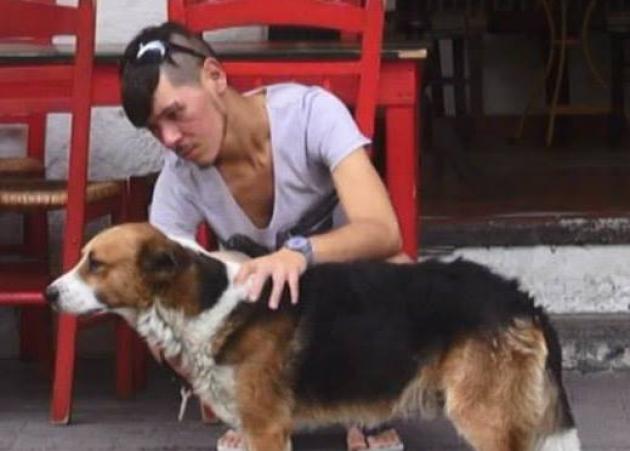 Ο Βαγγέλης από τη Λέσβο αποφάσισε να γίνει γυναίκα και το ανακοίνωσε μέσω facebook!