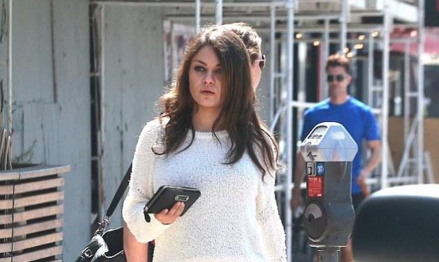Mila Kunis: Φουντώνουν οι φήμες για εγκυμοσύνη