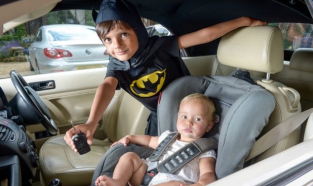 Αληθινός ήρωας! 5χρονος ντυμένος ως Batman έσωσε ένα μωρό
