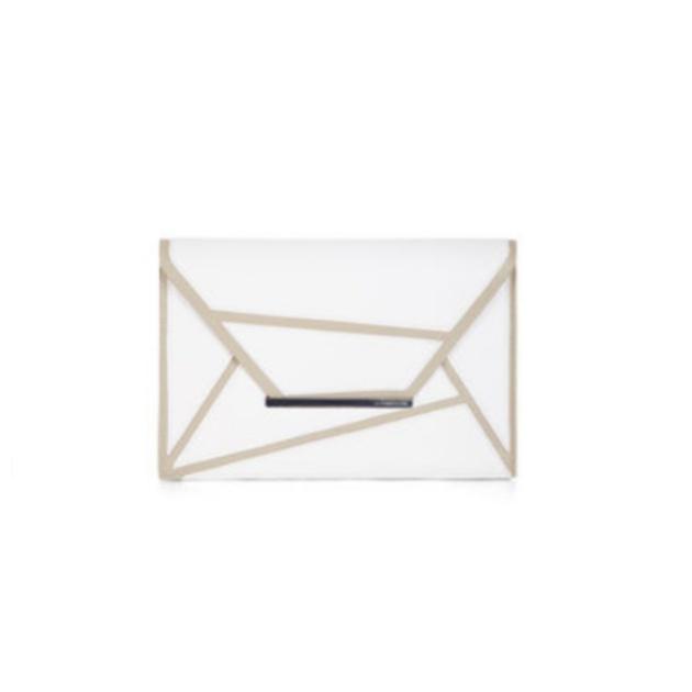 8 | Clutch BCBGMAXAZRIA