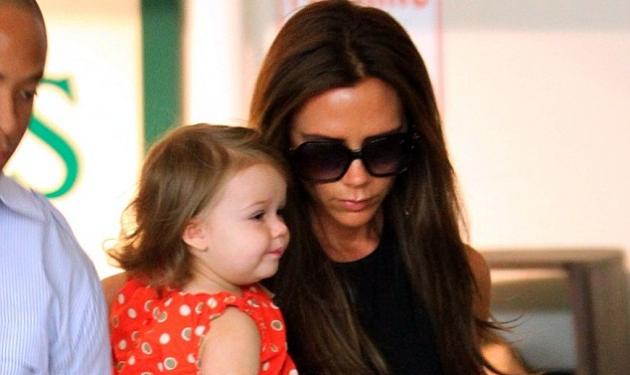 Όσο μεγαλώνει η μικρή Harper γίνεται ίδια με την Victoria Beckham!