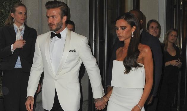 David και Victoria Beckham: Πιασμένοι χέρι χέρι στο φετινό Met Gala! Φωτογραφίες