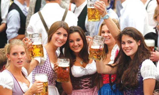Με άρωμα Ελλάδας και καλαματιανό η γιορτή μπύρας στο Μόναχο!