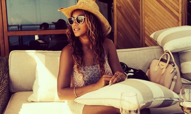 Χαμός στο Instagram με τη φωτογραφία της Beyonce! Την κατηγορούν ότι έκανε photoshop!