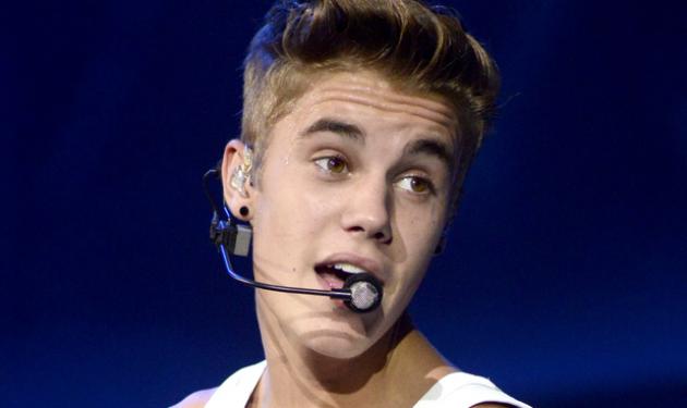 J. Bieber: Ανάγκασε τους πιλότους να φορέσουν μάσκα οξυγόνου για να μην εισπνέουν μαριχουάνα