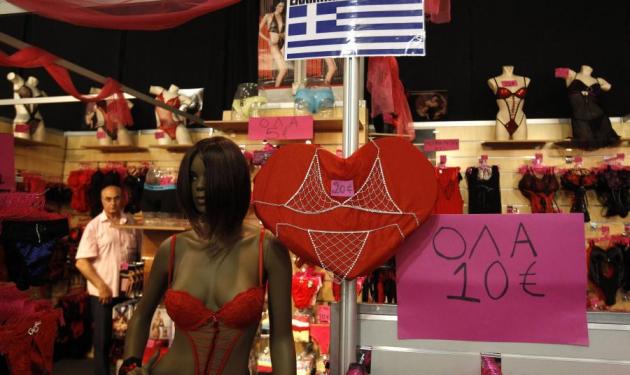 Reuters: H κρίση επηρέασε και την ελληνική βιομηχανία του σεξ