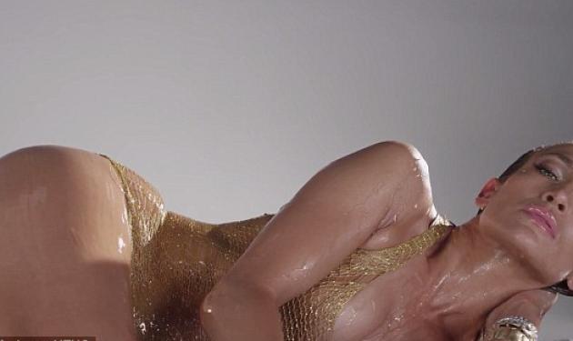 Jennifer Lopez: Ανάβει φωτιές στο νέο σέξι videoclip με την Ιggy Azalea! Φωτογραφίες