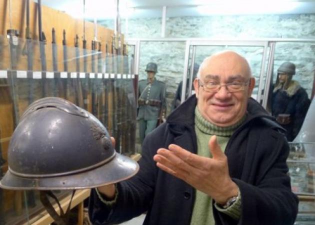 Επτά τόνοι πυρομαχικών βρέθηκαν στο σπίτι του προέδρου του Μουσείου Ειρήνης