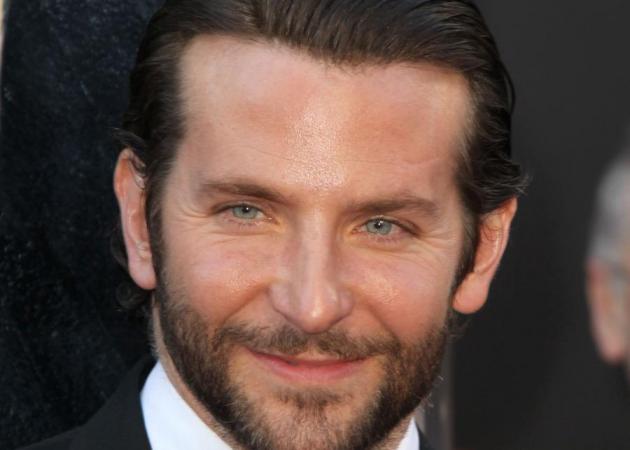 W-H-Y? Δες τον Bradley Cooper με περμανάντ στα μαλλιά!