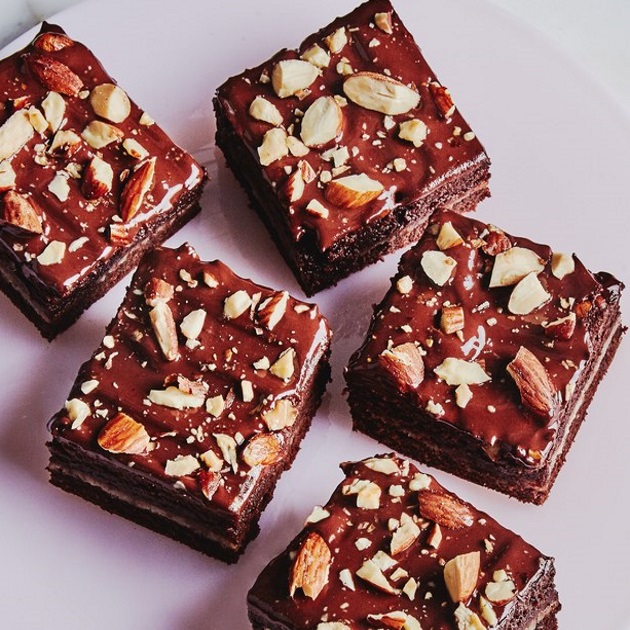 Brownies με αμύγδαλα