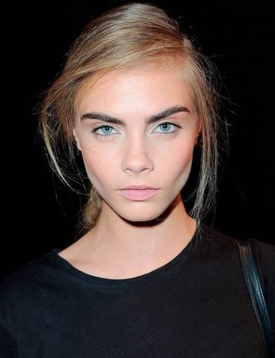 2 | Καλύτερα φρύδια: Cara Delevingne