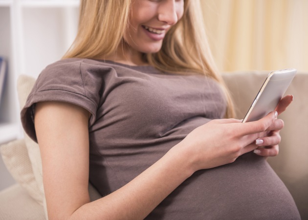 Κινητό τηλέφωνο στην εγκυμοσύνη: Μπορεί να κάνει καλό;