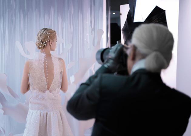 Δες το backstage της Chanel φωτογράφισης