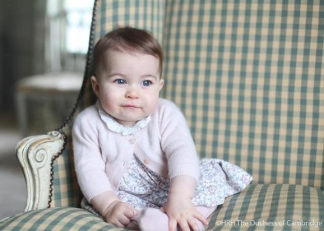Πριγκίπισσα Charlotte: Eίναι το ίδιο κούκλα με τον George!
