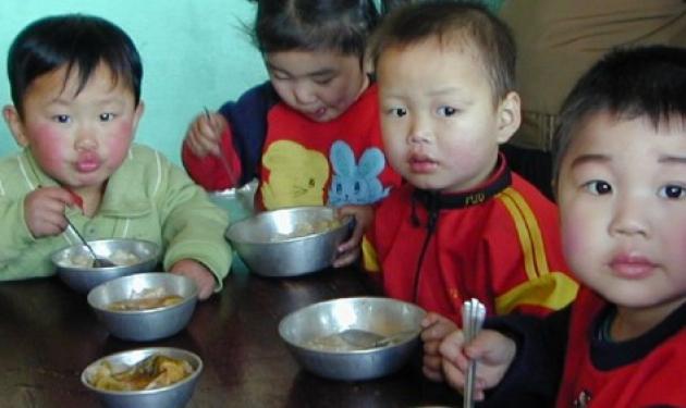Τρώνε τα ίδια τους τα παιδιά από την πείνα στην Βόρεια Κορέα! – Σοκάρουν βρετανικά δημοσιεύματα