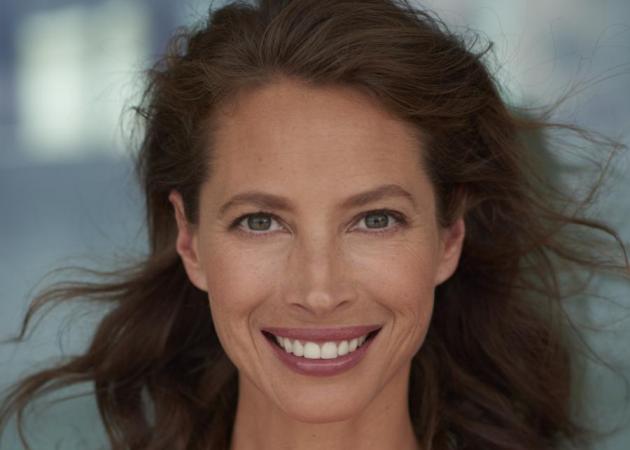 Η Christy Turlington είναι η νέα πρέσβειρα της Biotherm!