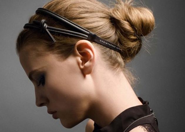 Beauty εμμονή: το συλλεκτικό headband του Christopher Kane!