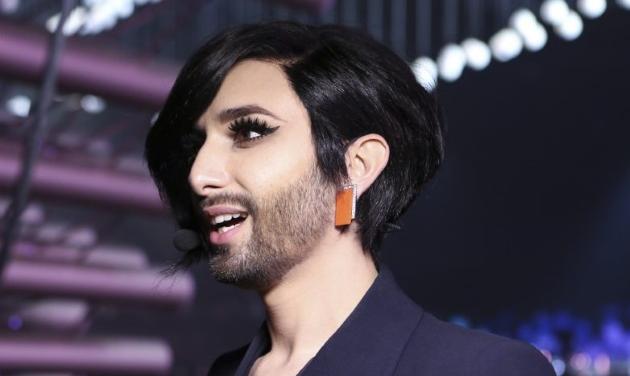 Eurovision 2015 – Τελικός: Οι εμφανίσεις της Conchita στην σκηνή που εντυπωσίασαν!