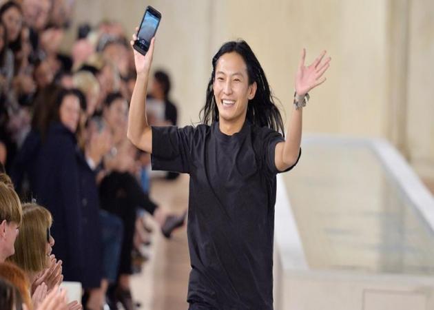 Ο Alexander Wang αποκαλύπτει τους λόγους για τους οποίους αποχώρησε από τον Balenciaga