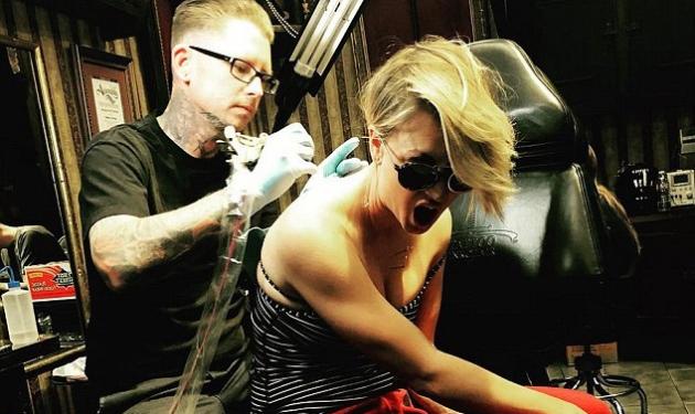 Διάσημη ηθοποιός χώρισε και έσβησε το τατουάζ που είχε αφιερώσει στον άντρα της!