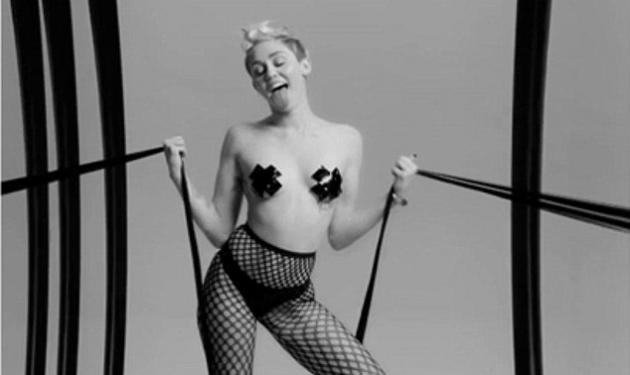 Miley Cyrus: Προκαλεί (ξανά) με το νέο της video, όπου εμφανίζεται γυμνή! Φωτογραφίες