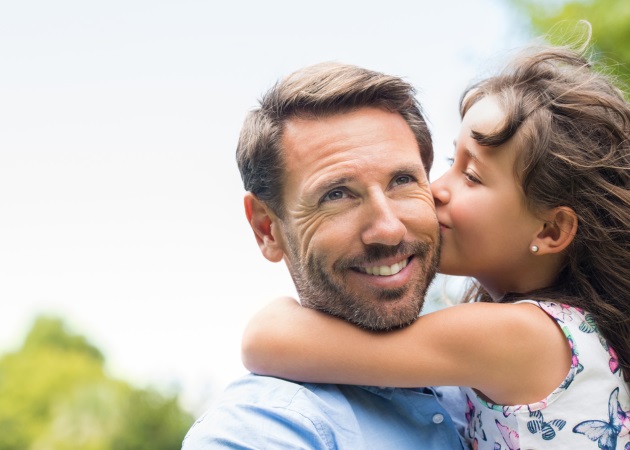 Μπαμπάδες με κόρες: Πέντε πράγματα που μπορεί να κάνει ένας πατέρας για να “εμπνεύσει” την κόρη του