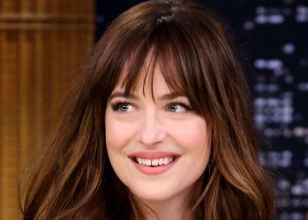 Dakota Johnson: η πρωταγωνίστρια του 50 Shades έκοψε τα μαλλιά της!