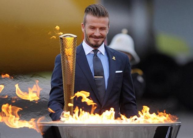 David Beckham, Σάκης Ρουβάς κι άλλοι 9 διάσημοι που έγιναν Λαμπαδηδρόμοι!