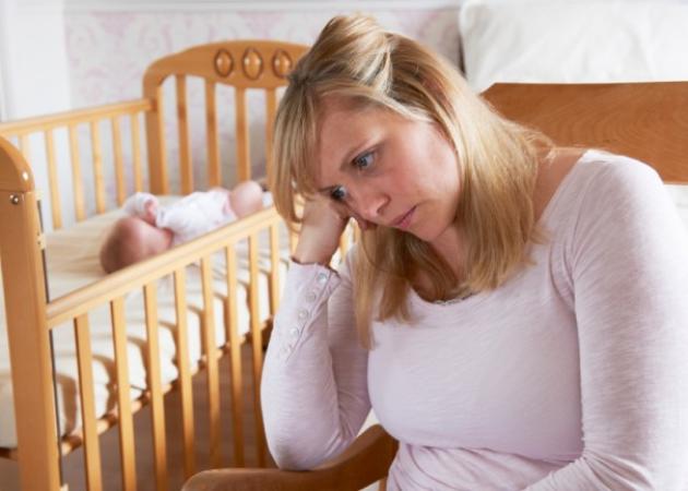 Επιλόχεια κατάθλιψη: Αν η νέα μητέρα έχει αυτά τα συμπτώματα, χρειάζεται βοήθεια