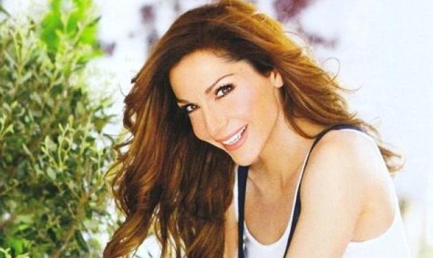 Το μήνυμα της Δέσποινας Βανδή: “Τίποτα απ΄ ό,τι γράφεται δεν είναι αληθινό!”