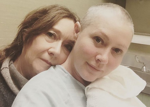 Shannen Doherty: Η κοπέλα που την κοίταξε με τρόμο στο ασανσέρ λίγο μετά τη θεραπεία της
