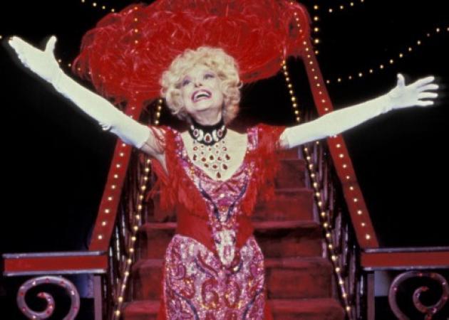 Βάζουν σε κίνδυνο τη ζωή τους για το «Hello Dolly» στην Αμερική