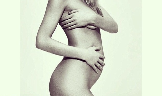 Ποια celebrity ανακοίνωσε την εγκυμοσύνη της μέσα από το instagram;
