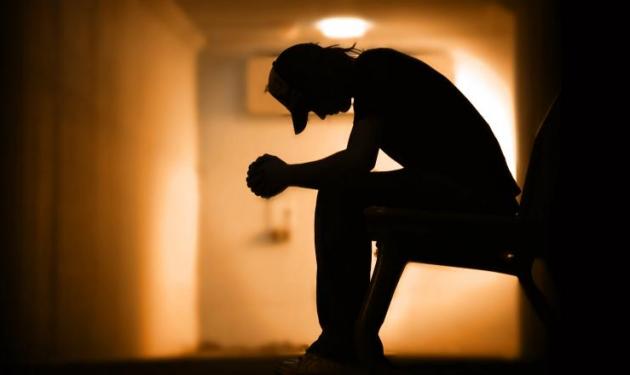 Εύβοια: Αυτοκτόνησε άνεργος νεαρός με ”βουτιά” στο κενό από την ταράτσα του σπιτιού του!