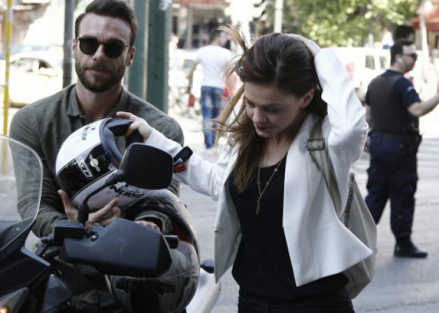 Η μηχανόβια Έφη Αχτσιόγλου και ο γοητευτικός συνοδός της [pics]