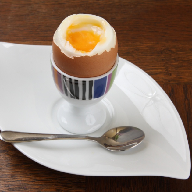Πώς θα καταλάβεις αν το αυγό είναι σφιχτό ή μελάτο;