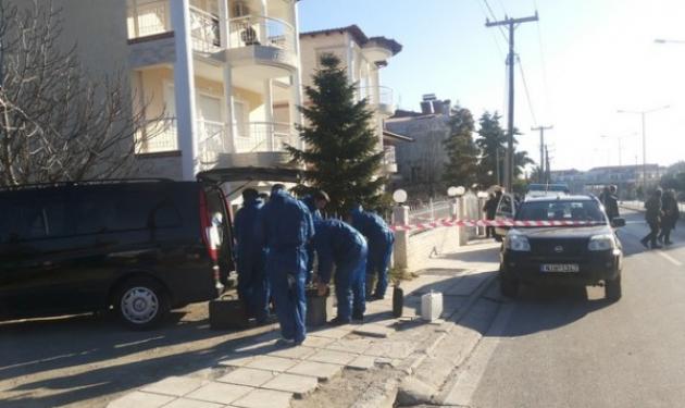 Μακελειό στη Θεσσαλονίκη: Άντρας έσφαξε τον αδελφό του, τη νύφη του και το ανιψάκι του!